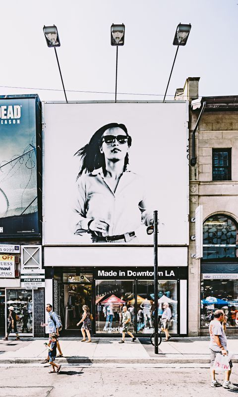 billboard-of-woman